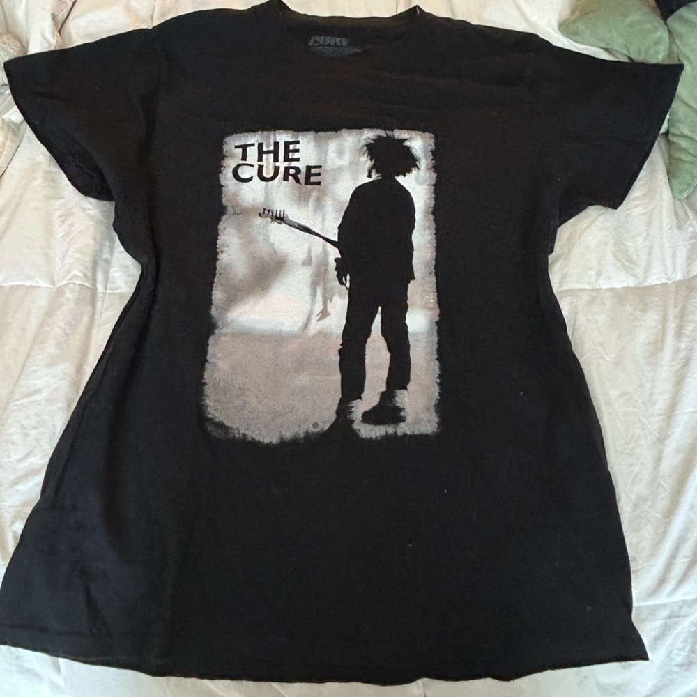 The Cure Black and White Graphic Short Sleeve Tee🎸🎶🎵